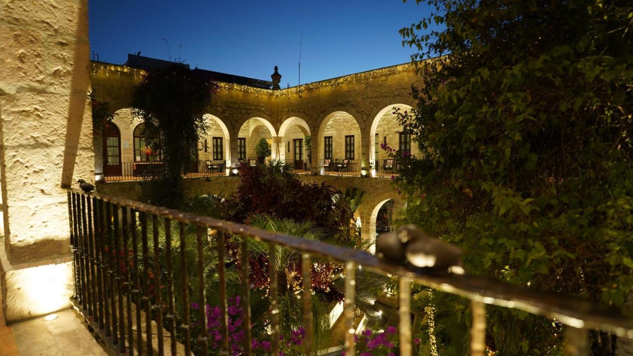 Hotel De La Soledad Морелия Экстерьер фото