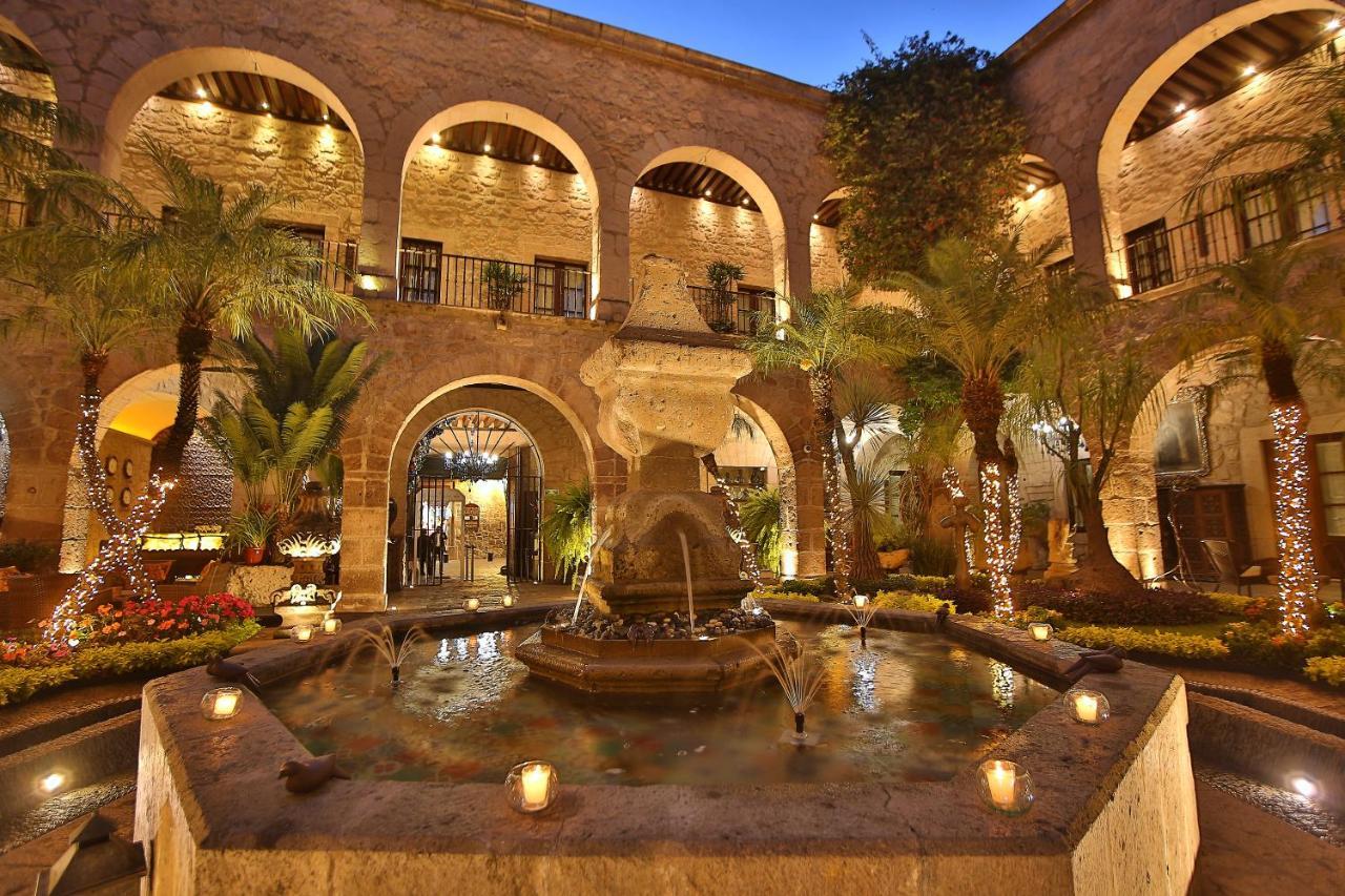 Hotel De La Soledad Морелия Экстерьер фото