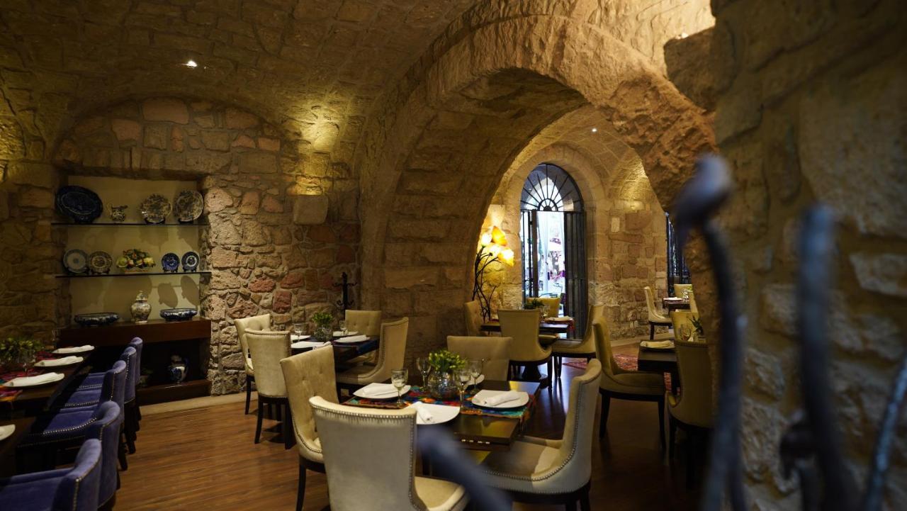 Hotel De La Soledad Морелия Экстерьер фото