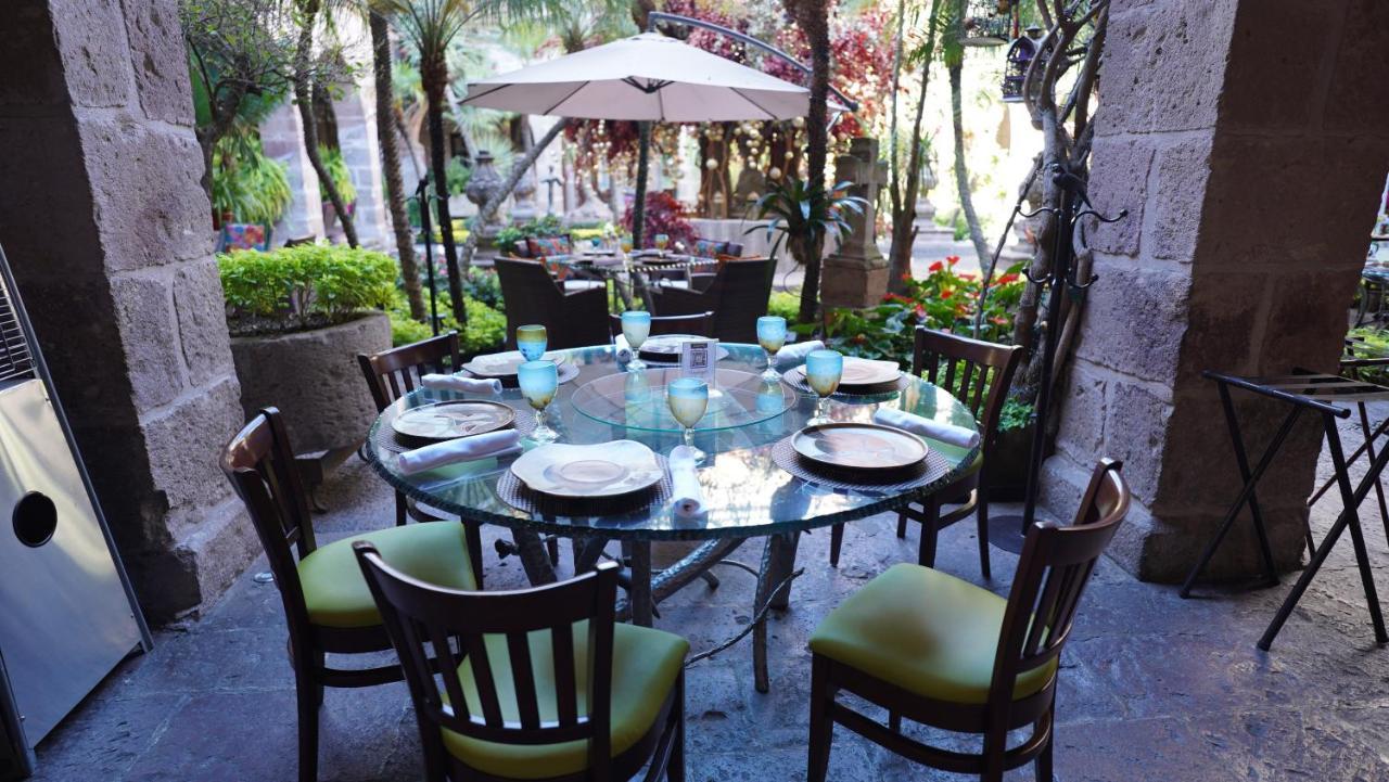 Hotel De La Soledad Морелия Экстерьер фото