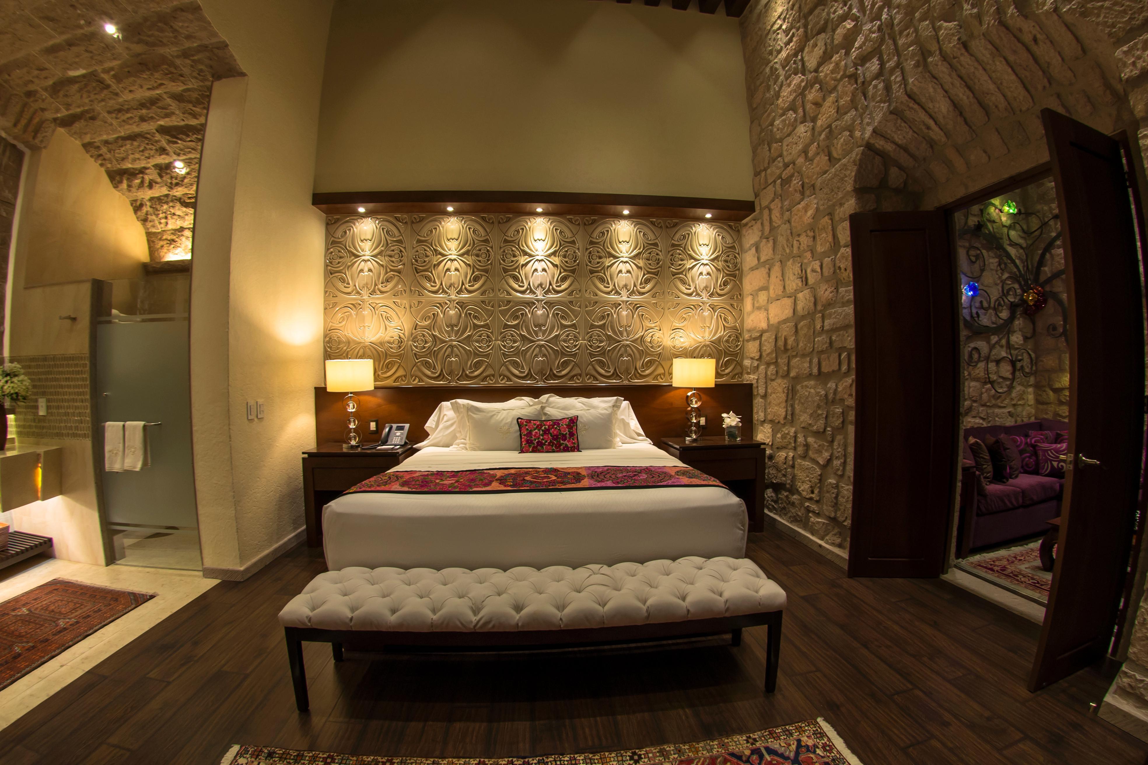 Hotel De La Soledad Морелия Экстерьер фото