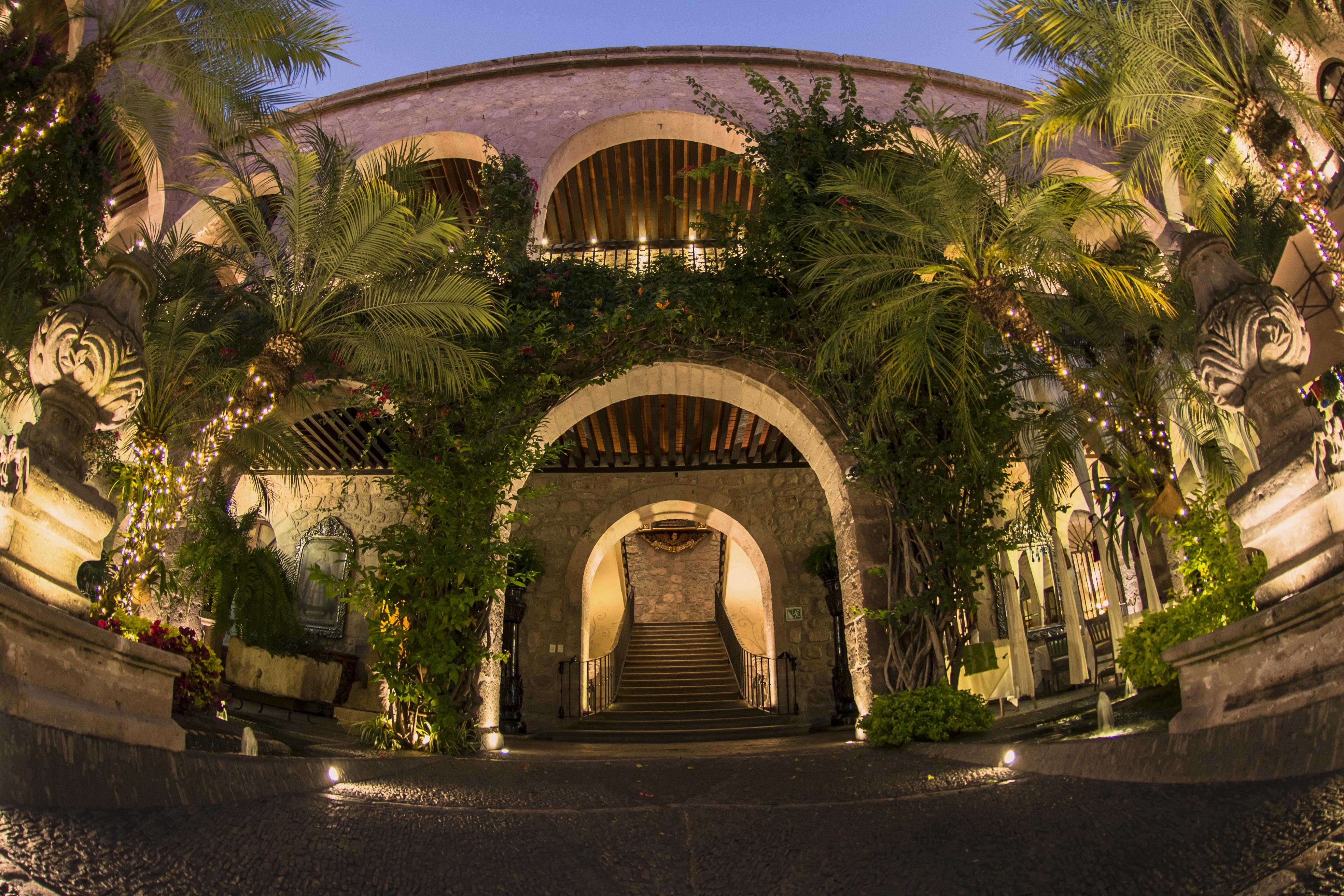 Hotel De La Soledad Морелия Экстерьер фото